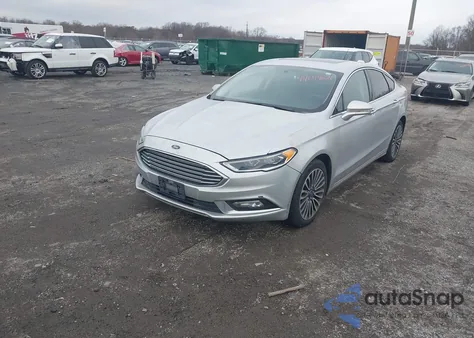 2018 Ford Fusion Titanium z USA, uszkodzony, nr VIN 3FA6P0D93JR225552